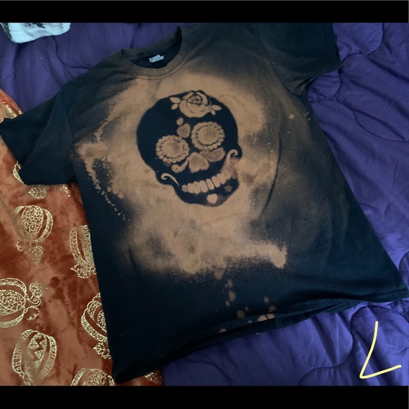 spooky halloween stencil design bleach custom t shirts diy tik tok trend - Picture 1 of 10